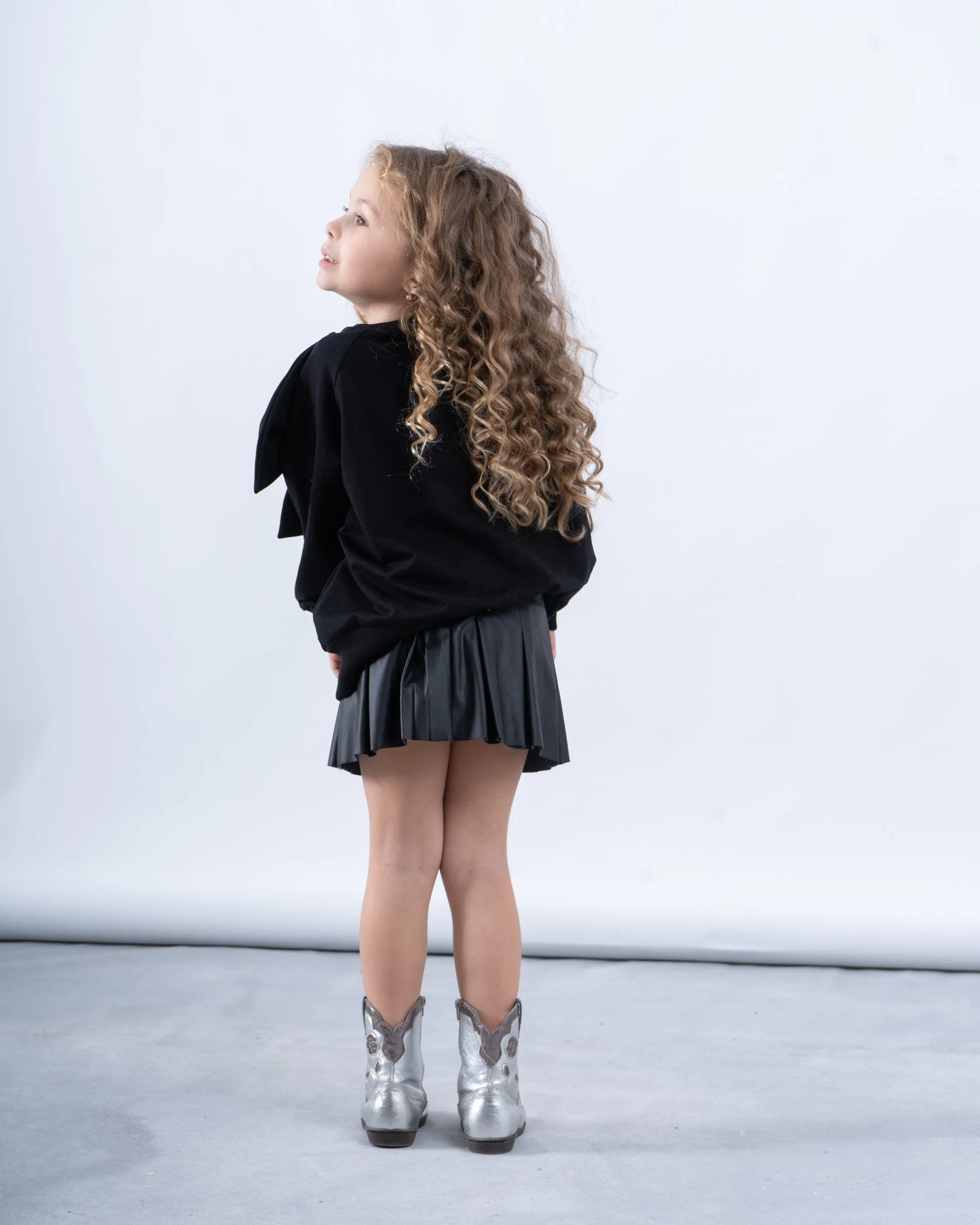 Oversized Bow Sweatshirt