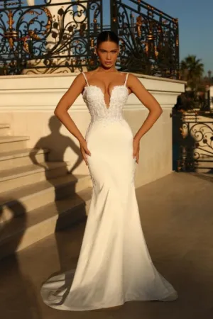 Simple spaghetti straps sleeveless mermaid satin wedding dress with lace